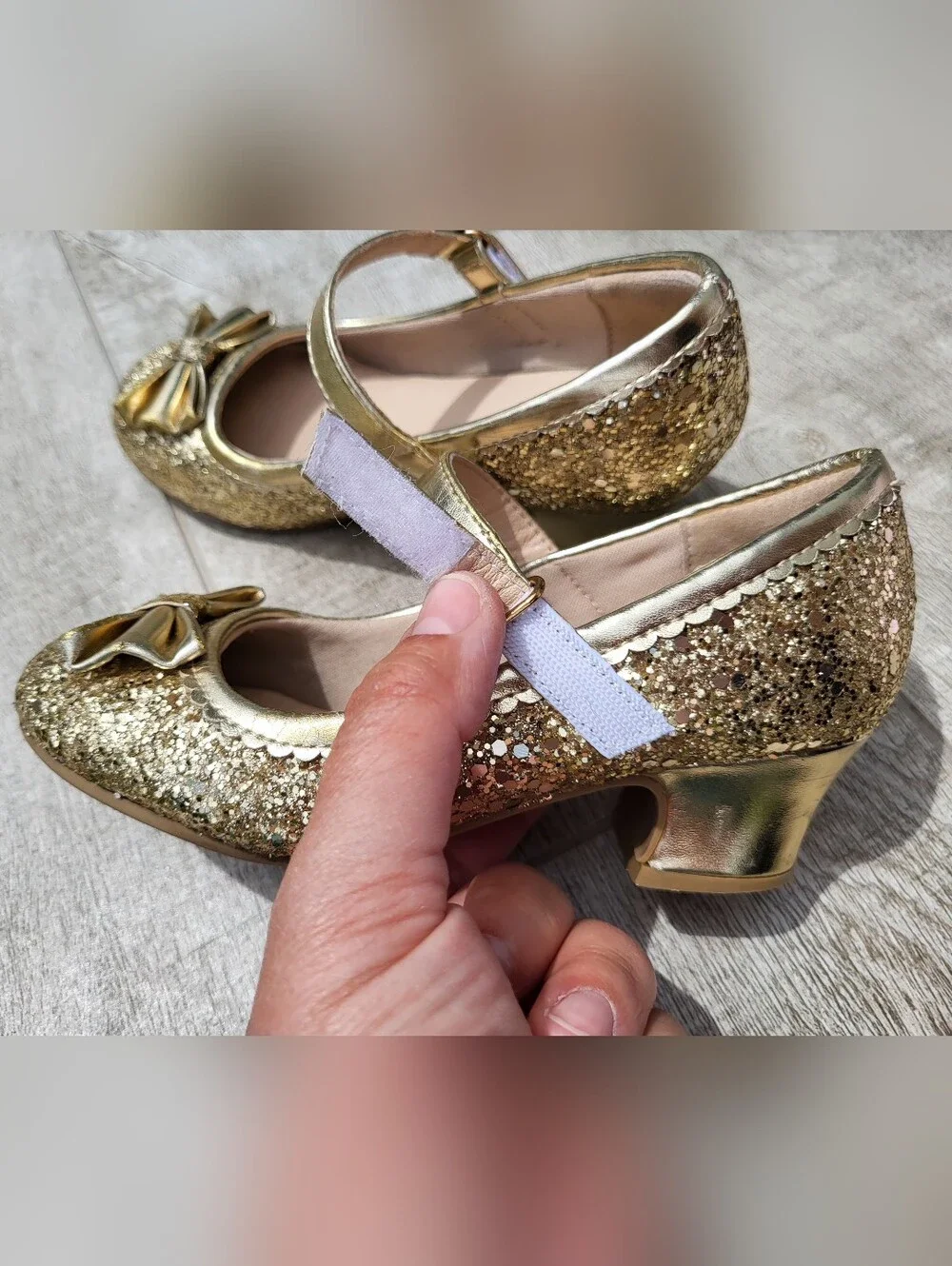 Girls' Gold Glitter Mary Jane Shoes with Bow Size 12.5
